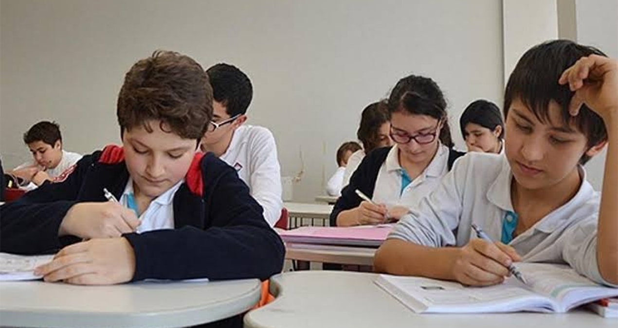 İmam hatip ortaokullarına ilkokul dördüncü sınıftan özel sınavla öğrenci seçimi mahkeme tarafından durduruldu