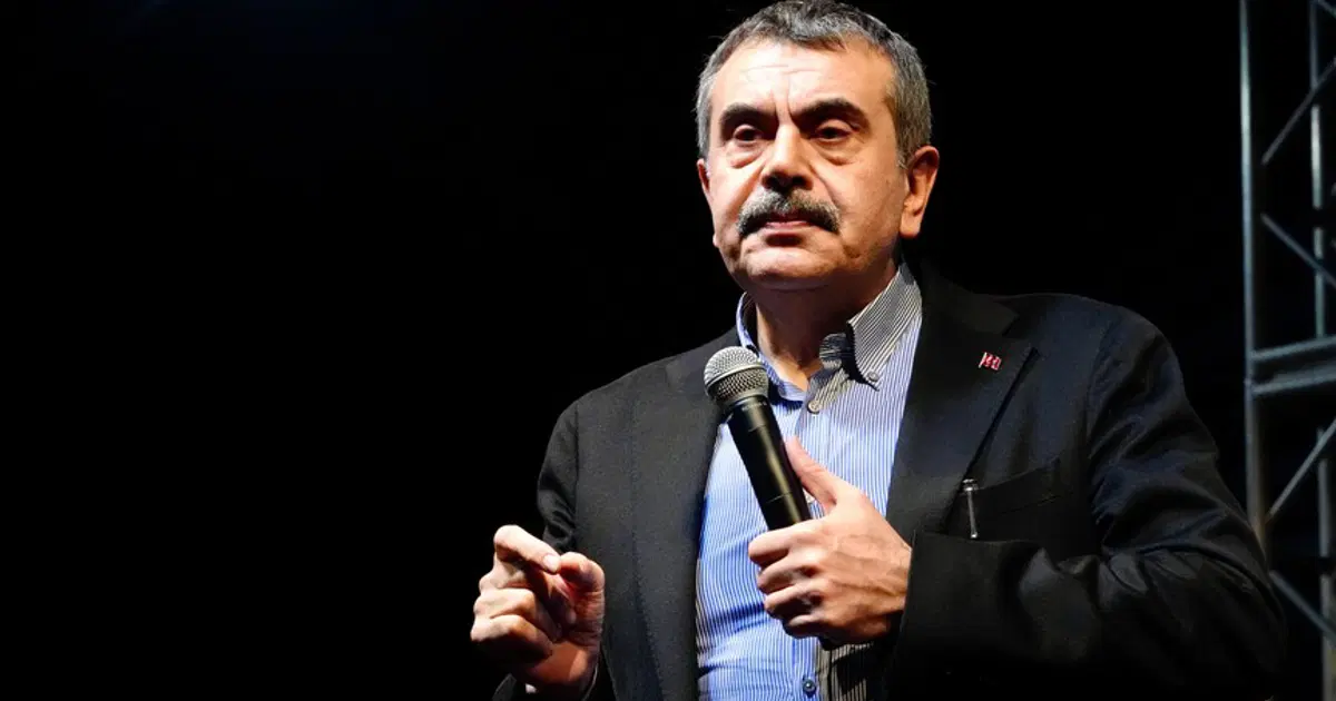 Milli Eğitim bakanı yusuf tekin okullarda yeni güvenlik tedbirleri için şubat ayını işaret etti
