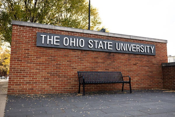 Adalet Bakanlığı Ohio Ebeveynliği Tıp Fakültesinin Ayrımcılık Yaptığını İddia Ediyor