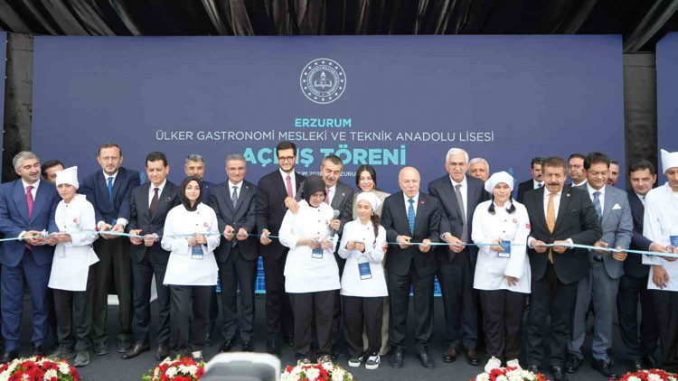 Erzurum'da Türkiye gastronomi liseleri projesi kapsamında ilk gastronomi Lisesi açıldı